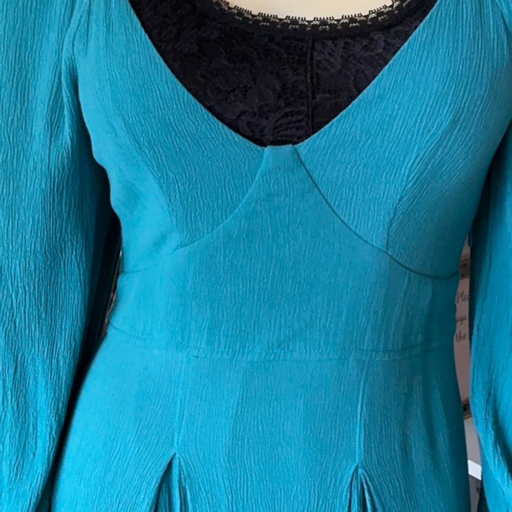 In Loom dress long maxi black -smocked back waist cuffs-slits-low neckline XS/S - Picture 5 of 15